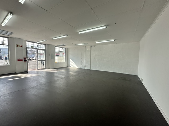 To Let Commercial Property for Rent in Ottery Western Cape